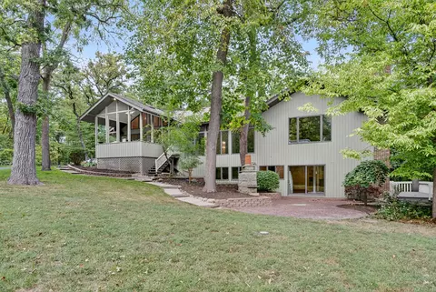 Exterior - 21265 W East Cuba Rd, Kildeer, IL 60047 photo 8 of 32