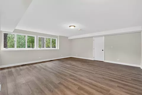 Living - 21265 W East Cuba Rd, Kildeer, IL 60047 photo 9 of 13