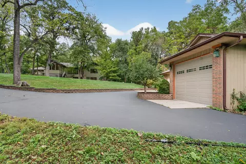 Exterior - 21265 W East Cuba Rd, Kildeer, IL 60047 photo 20 of 32