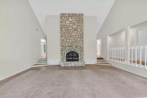 Living - 21265 W East Cuba Rd, Kildeer, IL 60047 photo 3 of 13