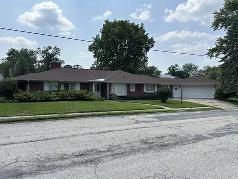 107 Towne St, Morrison, IL 61270 photo 1