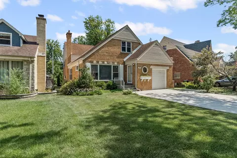 371 Longcommon Rd, Riverside, IL 60546 photo 1