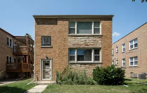 8206 Knox Ave, Skokie, IL 60076