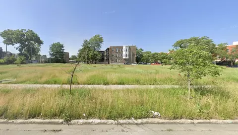 222-226 E 56th St, Chicago, IL 60637