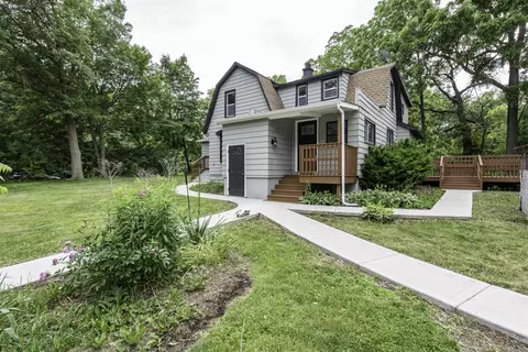10980 W York House Rd, Beach Park, IL 60087