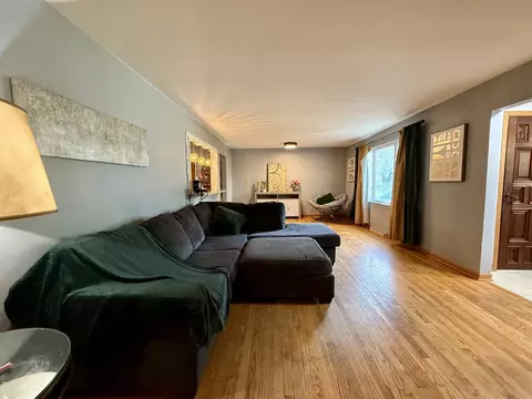 Living - 1145 S 8th Ave, Kankakee, IL 60901 photo 1 of 1