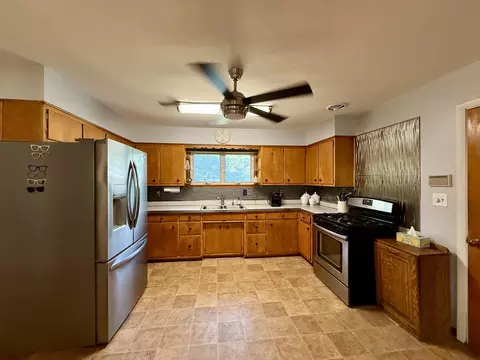 Kitchen - 1145 S 8th Ave, Kankakee, IL 60901 photo 2 of 2