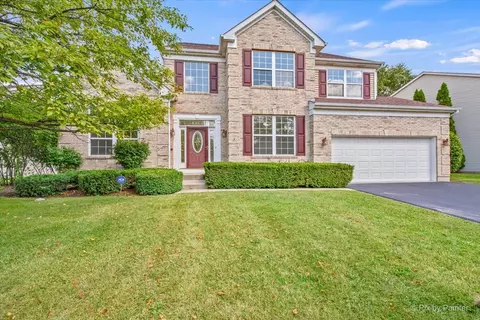 4525 Barharbor Dr, Lake In The Hills, IL 60156