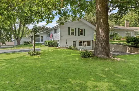 4615 Blue Jay Rd, Harvard, IL 60033