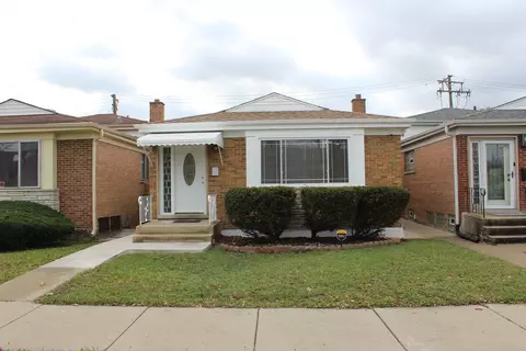 551 W 95th St, Chicago, IL 60628