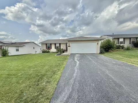3048 Merseyshire Ln, Machesney Park, IL 61115
