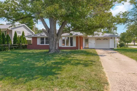 101 Radliff Rd, Bloomington, IL 61701 photo 37