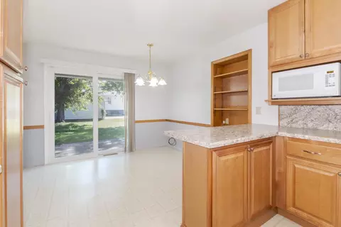 101 Radliff Rd, Bloomington, IL 61701 photo 17