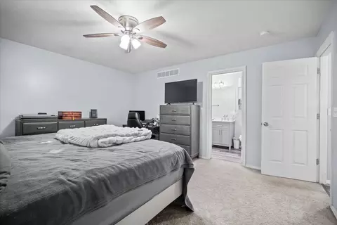 Bedroom - 1509 Torrey Pines Rd, Normal, IL 61761 photo 2 of 5