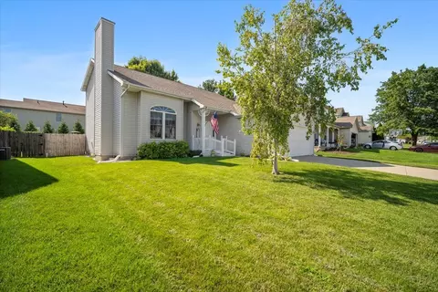 Exterior - 1509 Torrey Pines Rd, Normal, IL 61761 photo 6 of 6