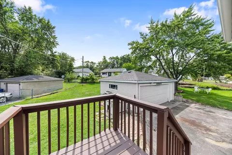 Exterior - 226 Barbara Ln, Steger, IL 60475 photo 5 of 5