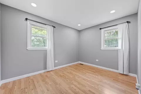 Bedroom - 226 Barbara Ln, Steger, IL 60475 photo 1 of 4