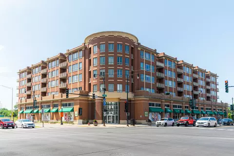 6000 N Cicero Ave #512, Chicago, IL 60646