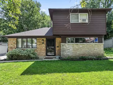 123 Peach St, Park Forest, IL 60466