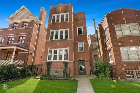 2527 W Ainslie St, Chicago, IL 60625