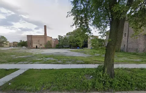1457 E Marquette Rd, Chicago, IL 60637