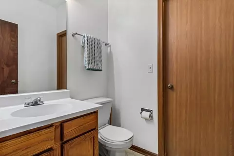 Bath - 13962 Danbury Dr, Plainfield, IL 60544 photo 4 of 4