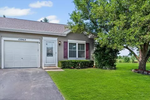13962 Danbury Dr, Plainfield, IL 60544