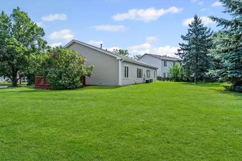 Exterior - 13962 Danbury Dr, Plainfield, IL 60544 photo 4 of 6