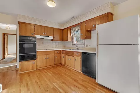 19 Willow Ln, Bristol, IL 60512 photo 16