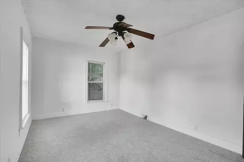 949 4th Ave, Aurora, IL 60505 photo 8