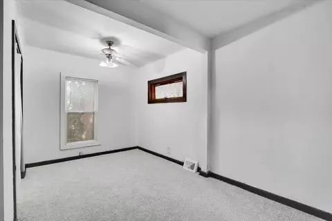 949 4th Ave, Aurora, IL 60505 photo 11