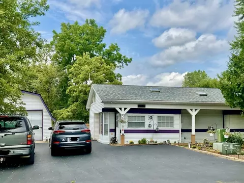 87 Port, Lakemoor, IL 60051