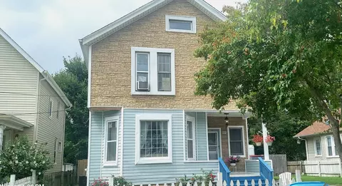 539 Rosewood Ave, Aurora, IL 60505