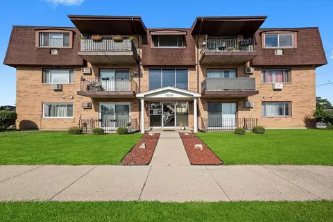 11000 Central Ave #2C, Chicago Ridge, IL 60415