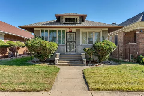 7617 S Crandon Ave, Chicago, IL 60649