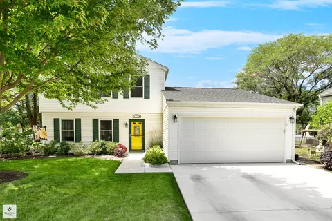 806 Ottawa Ct, Carol Stream, IL 60188