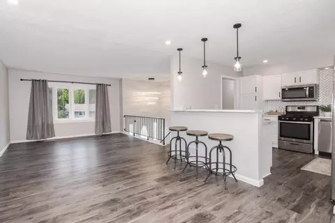 Living - 108 Sandra Ln, Normal, IL 61761 photo 2 of 6