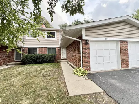 2189 N Queensburg Cir, Palatine, IL 60074