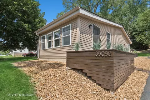 35083 N Sheridan Dr, Ingleside, IL 60041