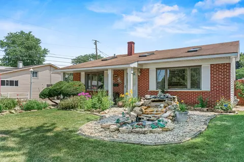1649 Westberg St, Glendale Heights, IL 60139