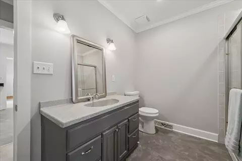 401 E Tower Dr, Tower Lakes, IL 60010 photo 13