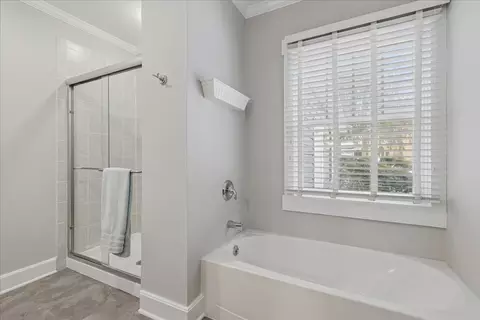 401 E Tower Dr, Tower Lakes, IL 60010 photo 14