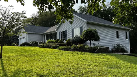 15012 Henry Rd, Morrison, IL 61270 photo 8
