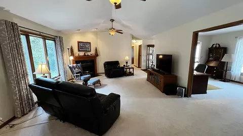 15012 Henry Rd, Morrison, IL 61270 photo 12