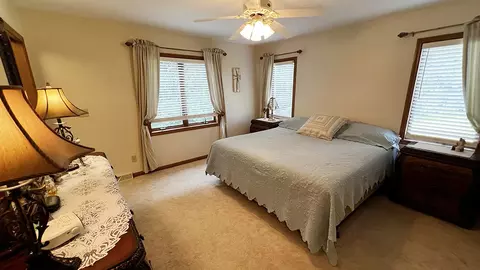 15012 Henry Rd, Morrison, IL 61270 photo 17