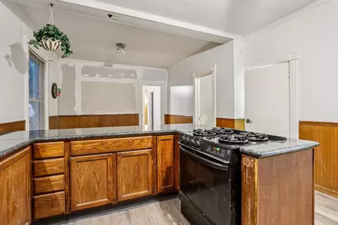 Kitchen - 330 First St, Batavia, IL 60510 photo 6 of 7