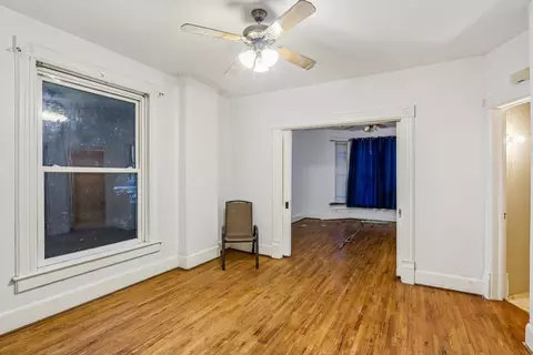 Living - 330 First St, Batavia, IL 60510 photo 4 of 6
