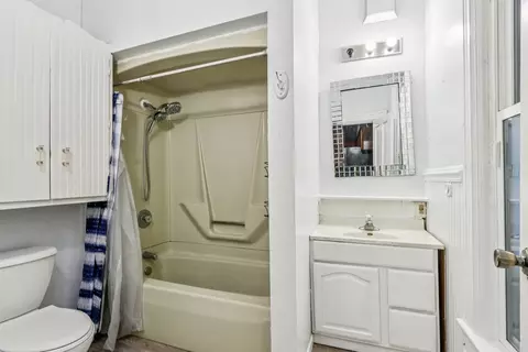 Bath - 330 First St, Batavia, IL 60510 photo 3 of 3