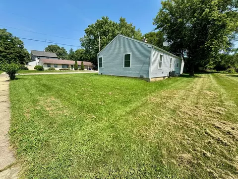 Exterior - 653 Elgin Ave, Elgin, IL 60120 photo 1 of 2