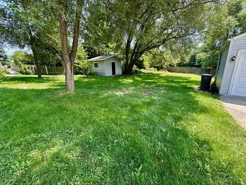 Exterior - 653 Elgin Ave, Elgin, IL 60120 photo 2 of 2